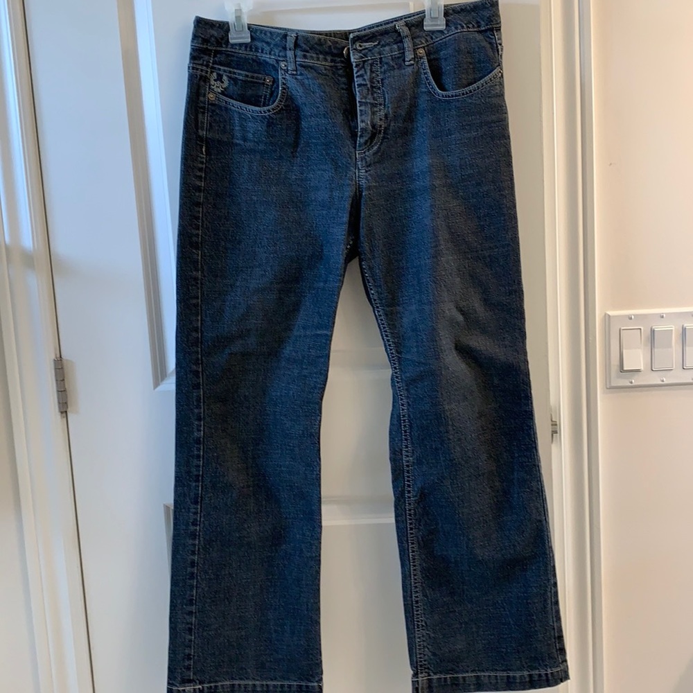 Ladies blue jeans